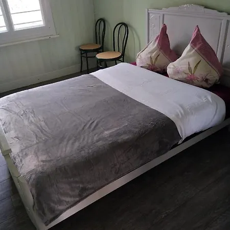 De Letty Apartment